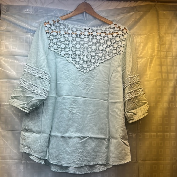 J Peterman top with crochet detail size S - Picture 4 of 4
